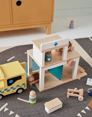 Kids Concept Aiden Drewniana Zabawka Szpital z Figurkami