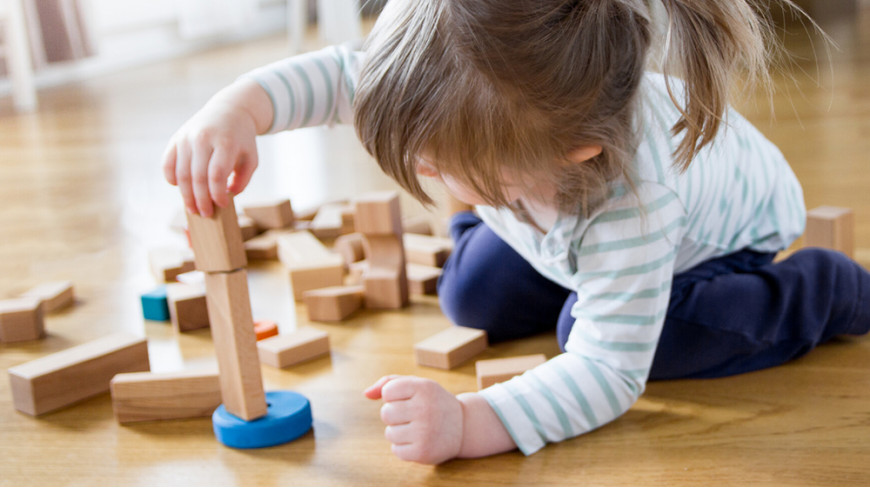 Aby ekologia była też zabawą – drewniane zabawki dla Twojego dziecka